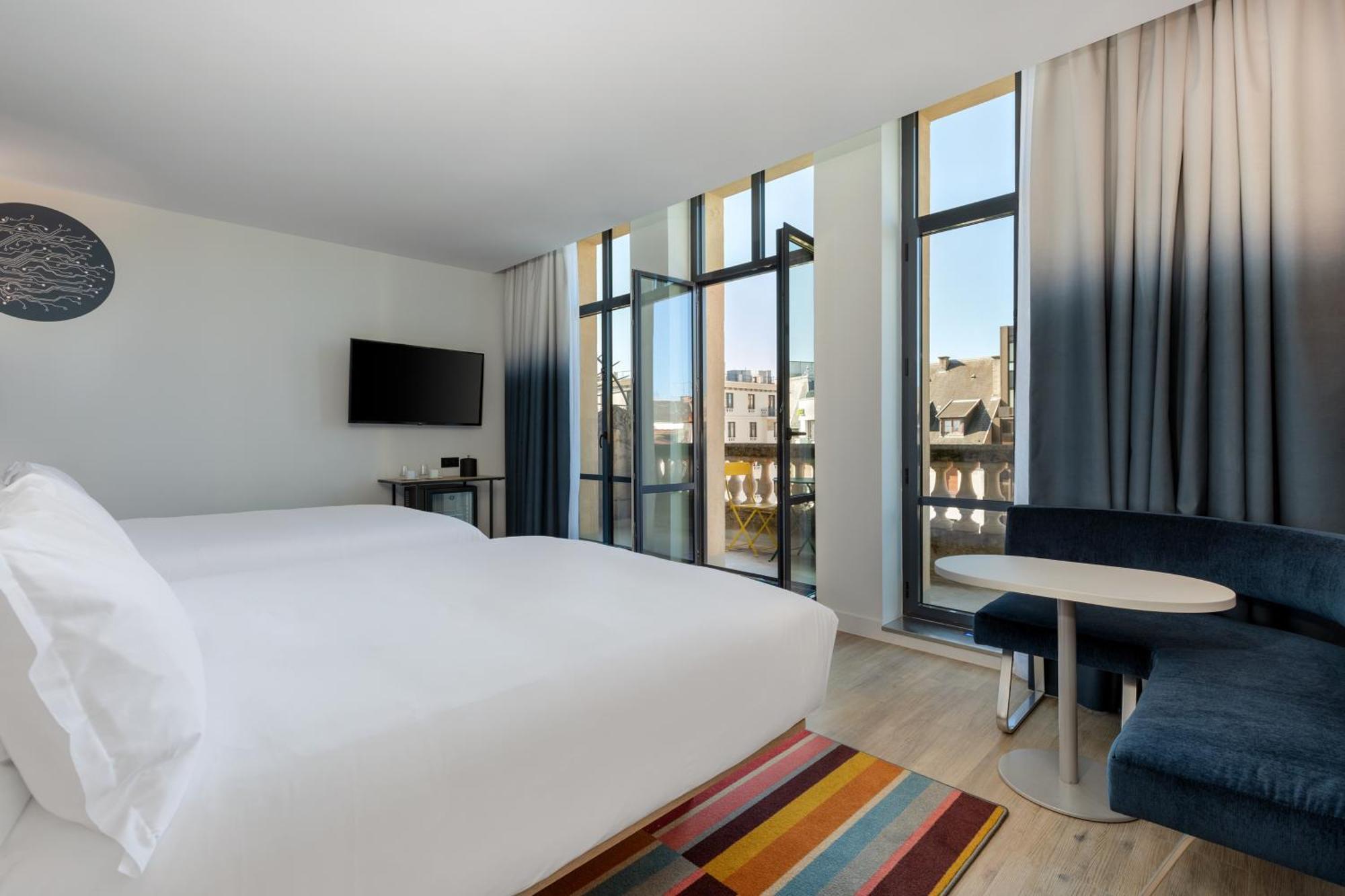Aloft Hotel Dijon By Marriott Екстериор снимка