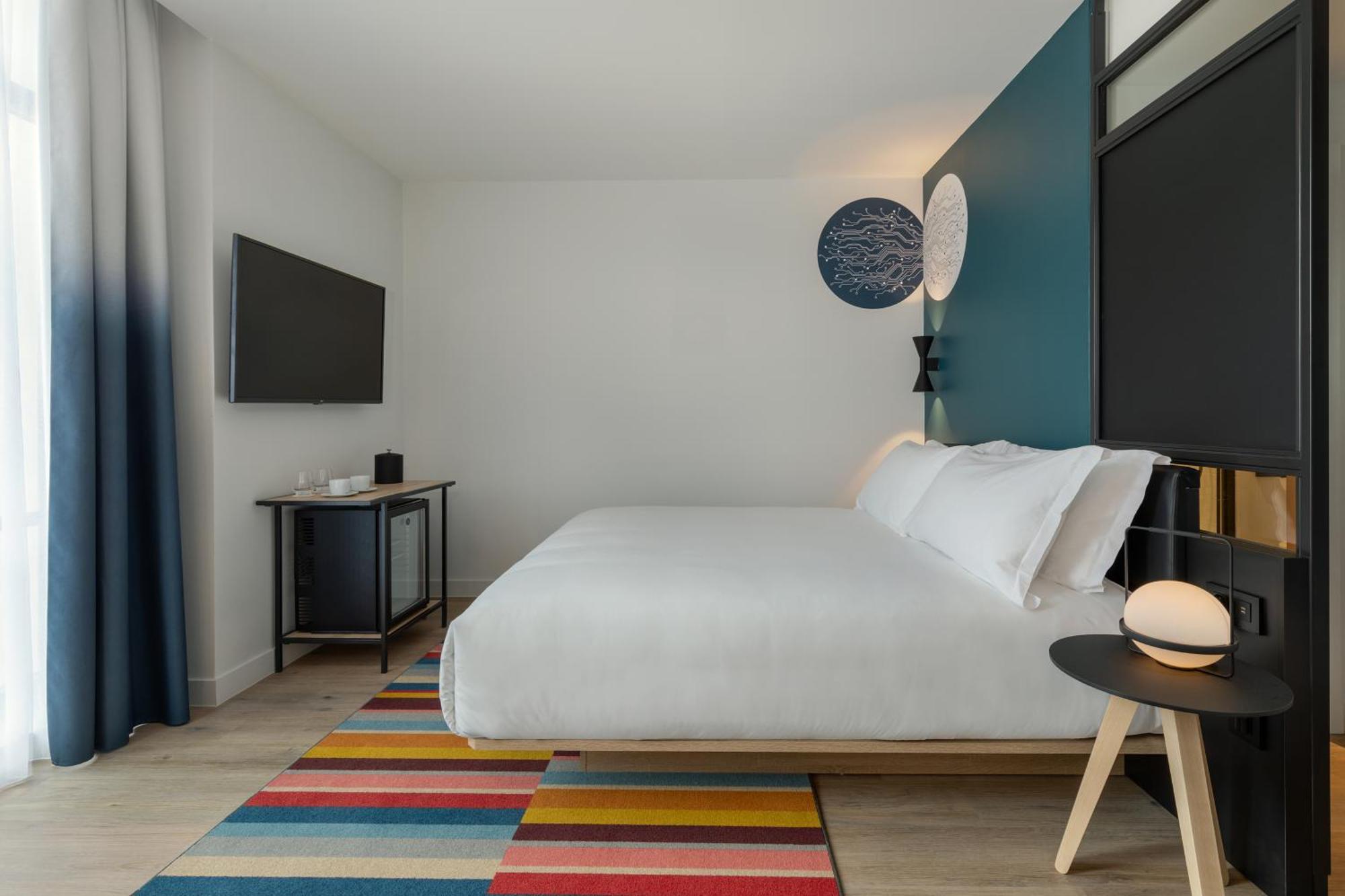 Aloft Hotel Dijon By Marriott Екстериор снимка