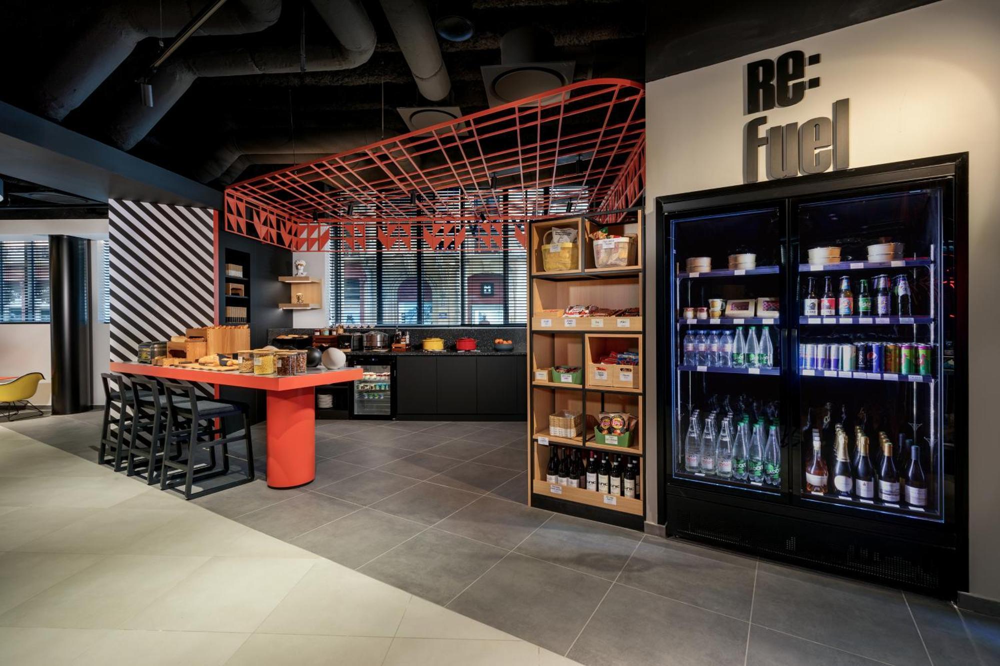 Aloft Hotel Dijon By Marriott Екстериор снимка
