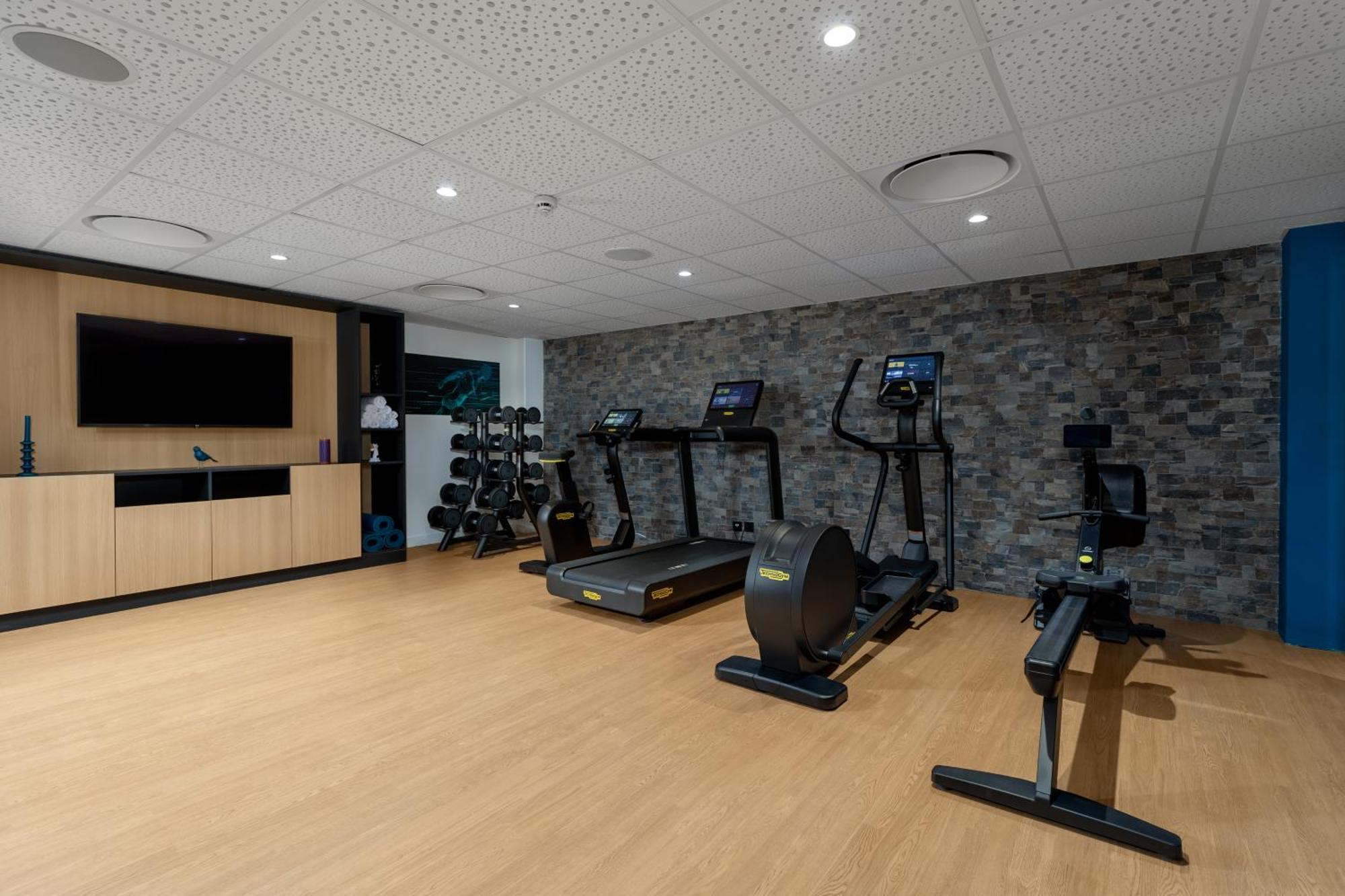 Aloft Hotel Dijon By Marriott Екстериор снимка